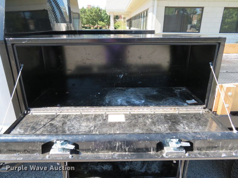 image for item DH2123 2018 Ford F450 Super Duty XL flatbed truck