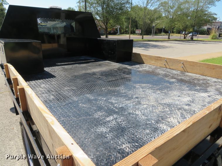 image for item DH2123 2018 Ford F450 Super Duty XL flatbed truck