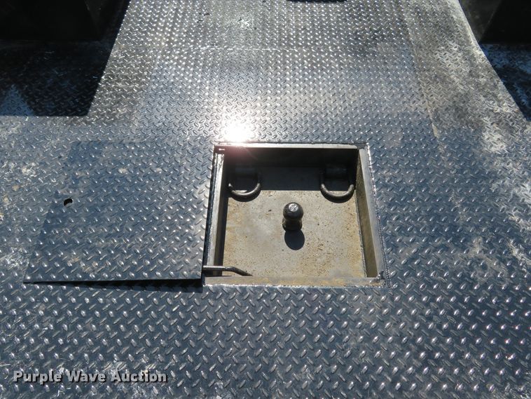 image for item DH2123 2018 Ford F450 Super Duty XL flatbed truck