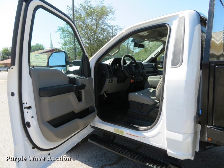 image for item DH2123 2018 Ford F450 Super Duty XL flatbed truck