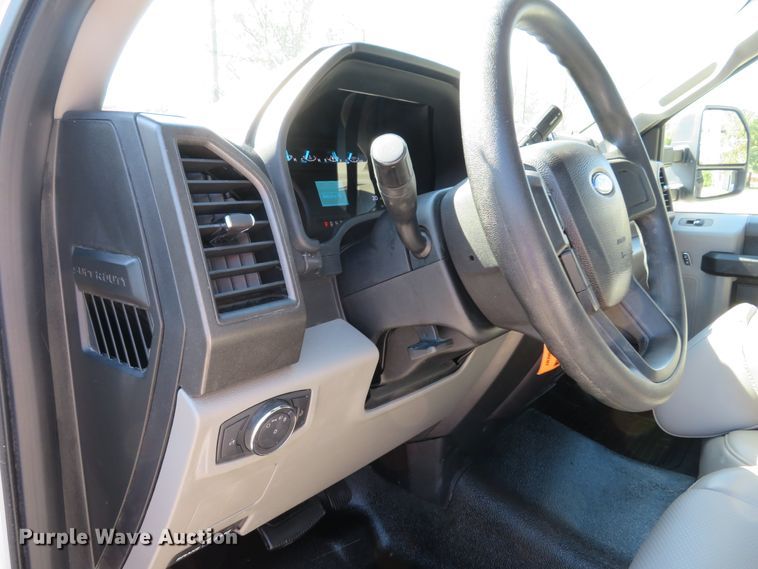 image for item DH2123 2018 Ford F450 Super Duty XL flatbed truck