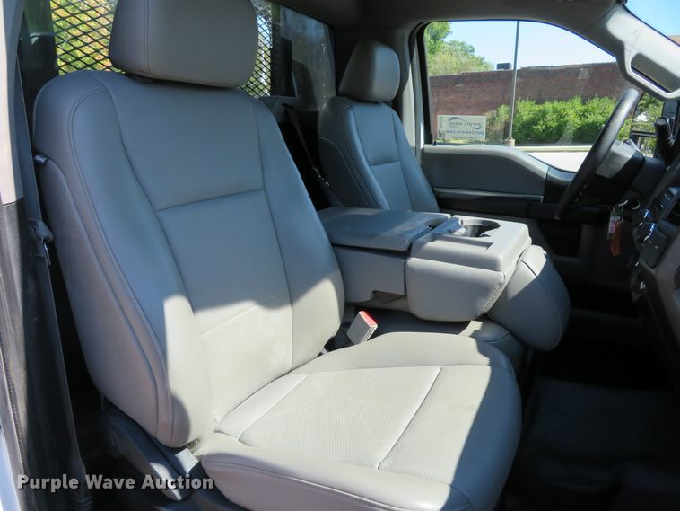 image for item DH2123 2018 Ford F450 Super Duty XL flatbed truck