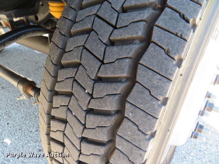 image for item DH2123 2018 Ford F450 Super Duty XL flatbed truck