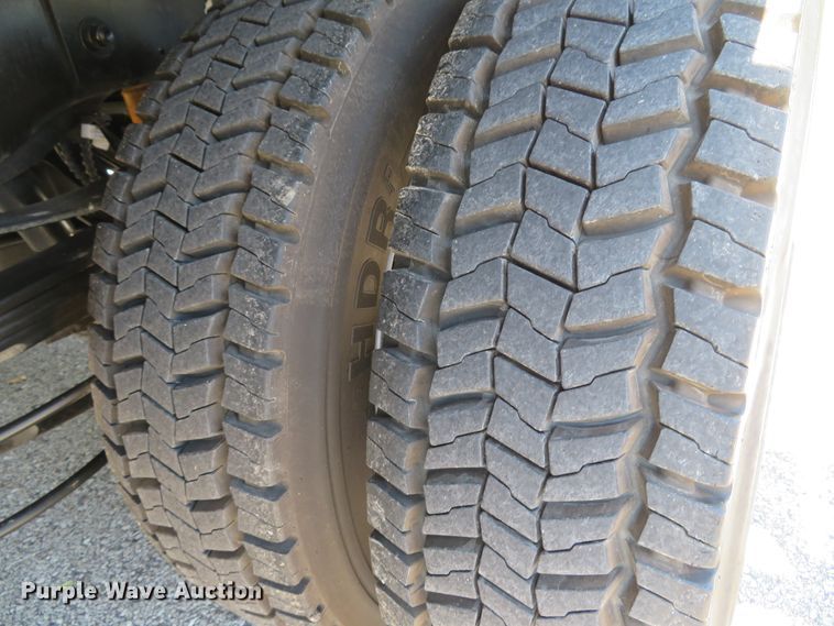 image for item DH2123 2018 Ford F450 Super Duty XL flatbed truck