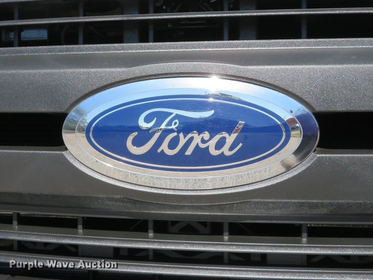 image for item DH2123 2018 Ford F450 Super Duty XL flatbed truck