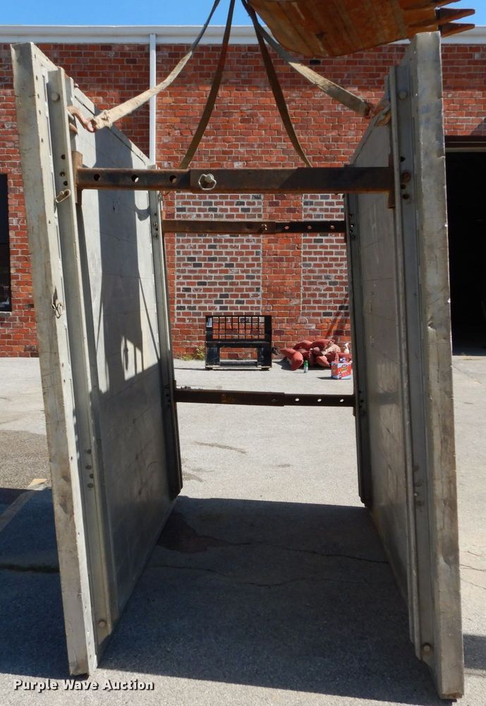 image for item DH2124 Trench shoring