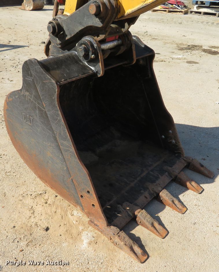 image for item DH2130 2015 Caterpillar 308E2 CR mini excavator
