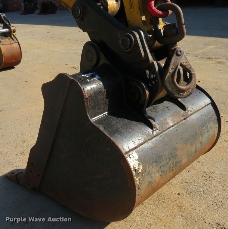 image for item DH2130 2015 Caterpillar 308E2 CR mini excavator