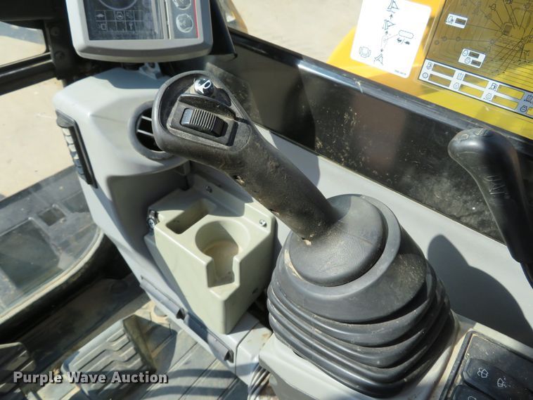 image for item DH2130 2015 Caterpillar 308E2 CR mini excavator