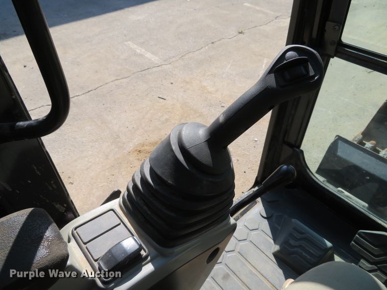 image for item DH2130 2015 Caterpillar 308E2 CR mini excavator