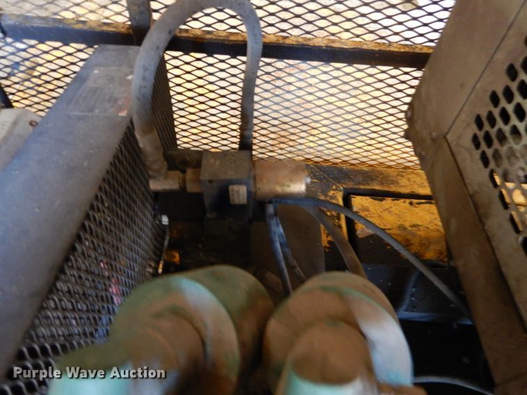 image for item DH2132 2013 Quadex SprayMaster manhole mortar lining installation trailer