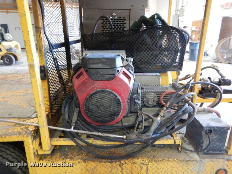 image for item DH2132 2013 Quadex SprayMaster manhole mortar lining installation trailer