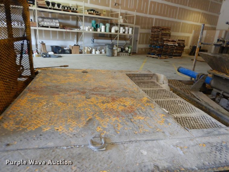 image for item DH2132 2013 Quadex SprayMaster manhole mortar lining installation trailer