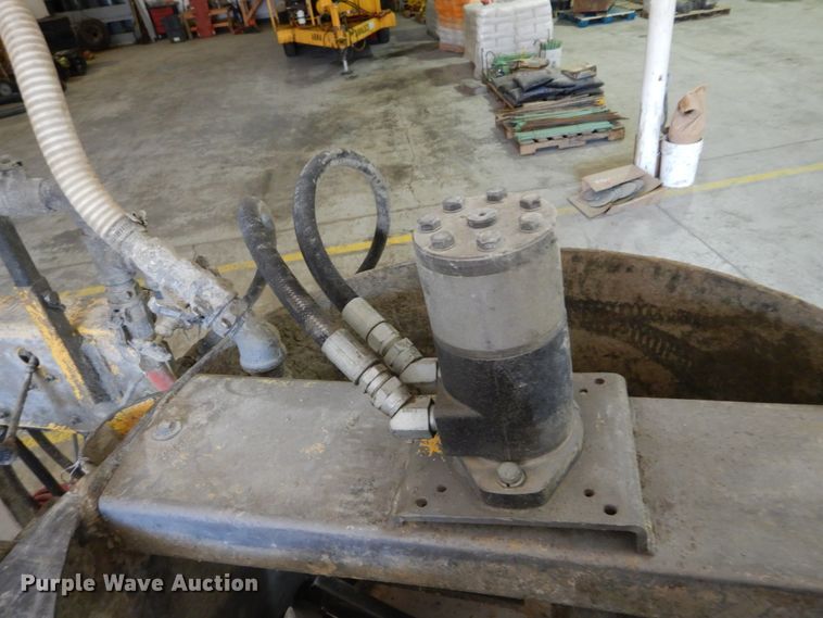 image for item DH2132 2013 Quadex SprayMaster manhole mortar lining installation trailer