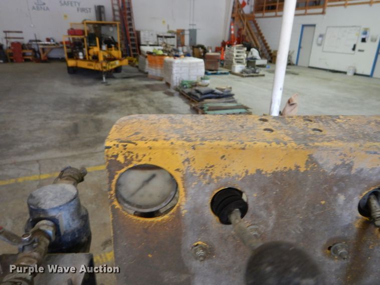 image for item DH2132 2013 Quadex SprayMaster manhole mortar lining installation trailer