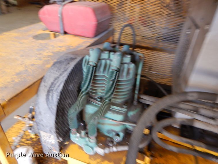 image for item DH2133 2013 Quadex SprayMaster manhole mortar lining installation trailer