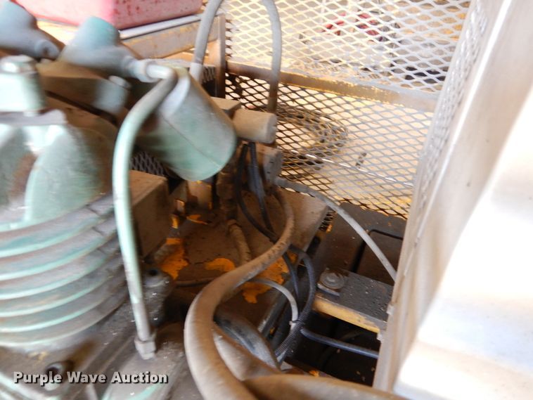 image for item DH2133 2013 Quadex SprayMaster manhole mortar lining installation trailer