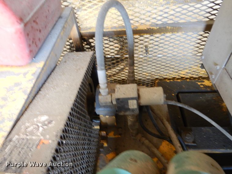 image for item DH2133 2013 Quadex SprayMaster manhole mortar lining installation trailer