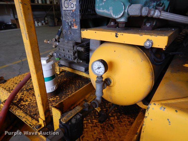 image for item DH2133 2013 Quadex SprayMaster manhole mortar lining installation trailer