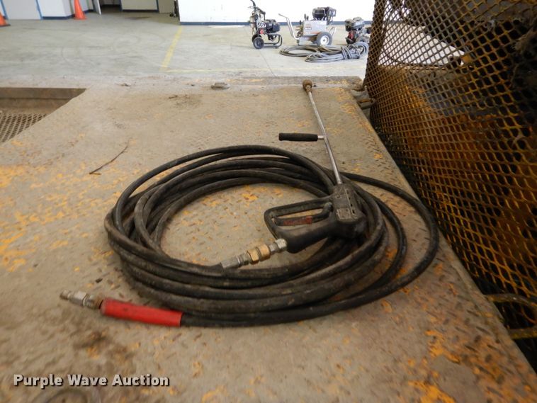 image for item DH2133 2013 Quadex SprayMaster manhole mortar lining installation trailer