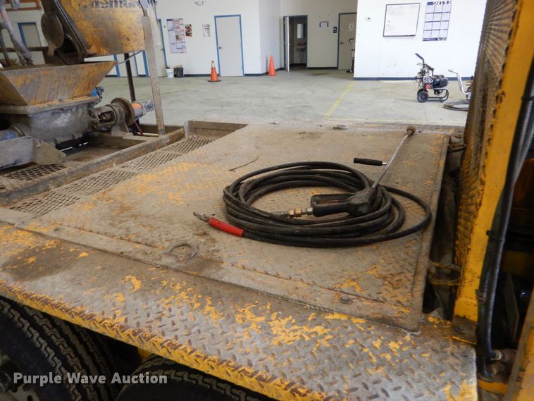 image for item DH2133 2013 Quadex SprayMaster manhole mortar lining installation trailer