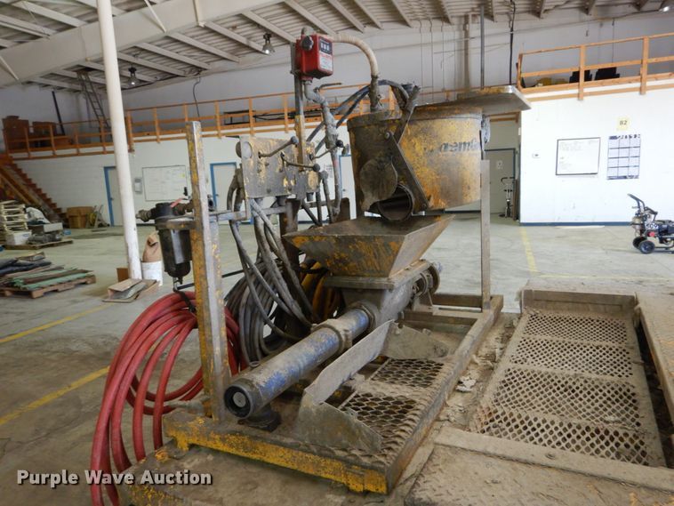 image for item DH2133 2013 Quadex SprayMaster manhole mortar lining installation trailer