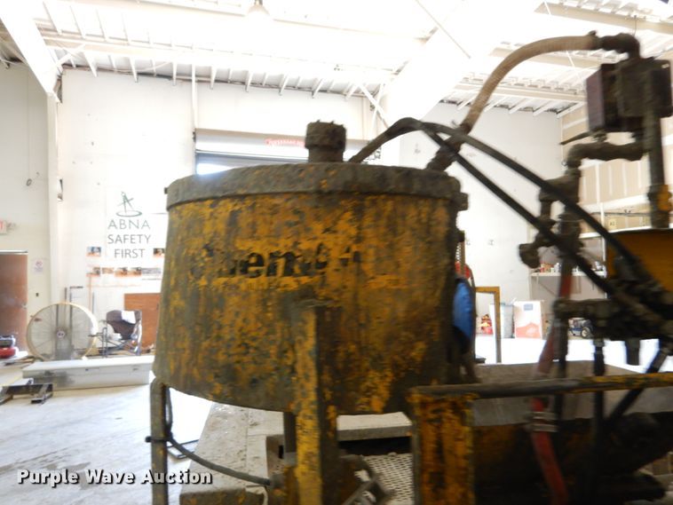 image for item DH2133 2013 Quadex SprayMaster manhole mortar lining installation trailer