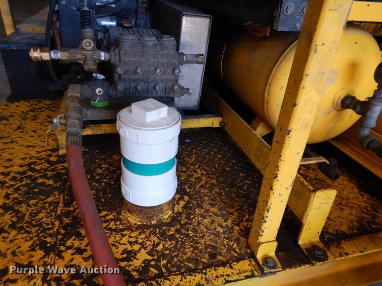 image for item DH2133 2013 Quadex SprayMaster manhole mortar lining installation trailer