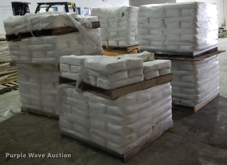 image for item DH2134 Parson MH Liner microsilica cement mortar