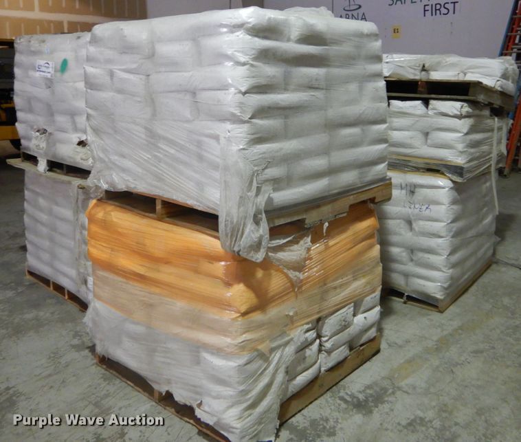 image for item DH2134 Parson MH Liner microsilica cement mortar