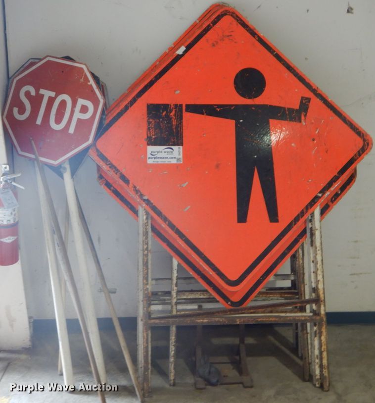 image for item DH2135 Road safety equipment