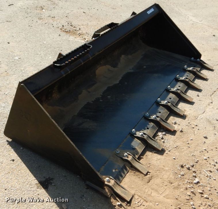 image for item GC9277 Caterpillar low profile skid steer bucket