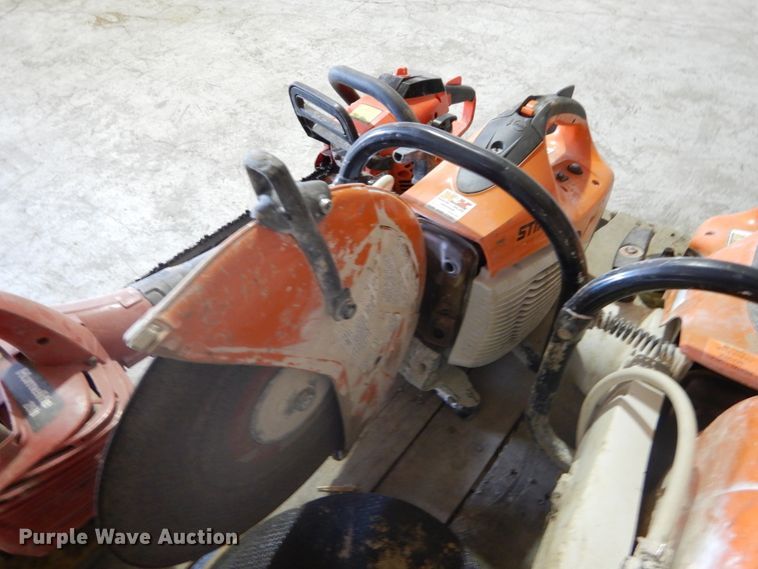 image for item GC9290 Chain saws, concrete/chop saws, and leaf blowers