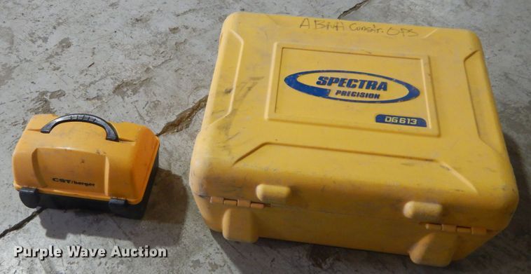 image for item GC9317 Trimble laser level