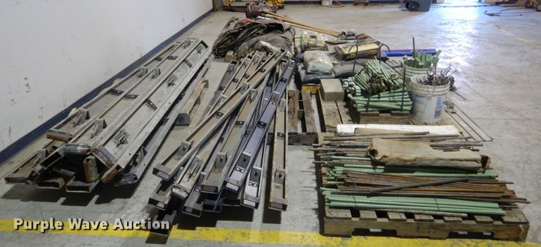 image for item GC9326 Concrete supplies