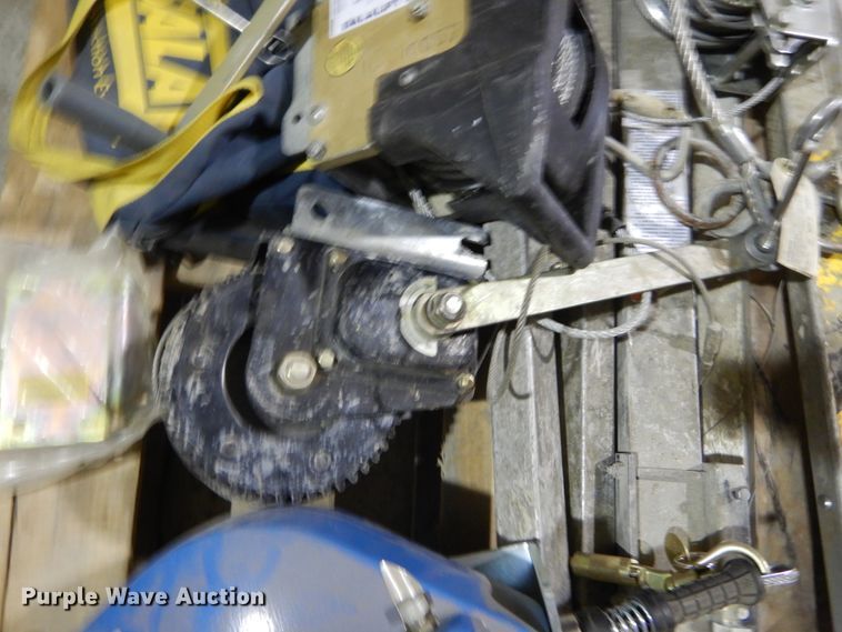 image for item GC9335 Sala confined space tripods