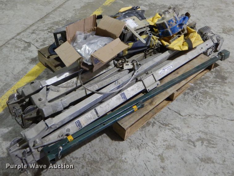 image for item GC9336 (3) Sala confined space tripods