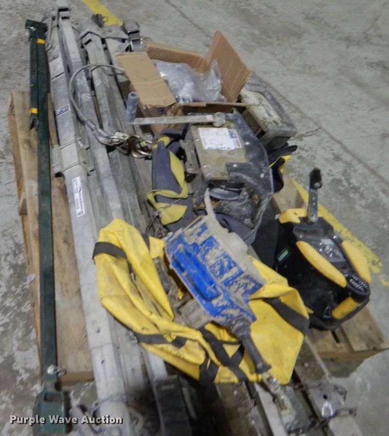 image for item GC9336 (3) Sala confined space tripods