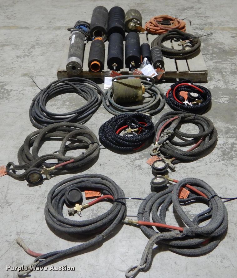 image for item GC9338 (10) air pipe plugs