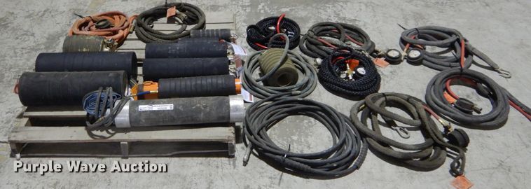 image for item GC9338 (10) air pipe plugs