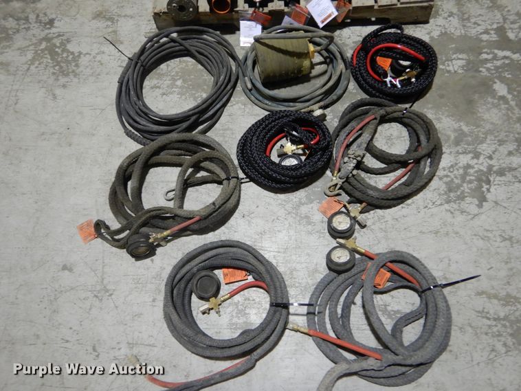 image for item GC9338 (10) air pipe plugs