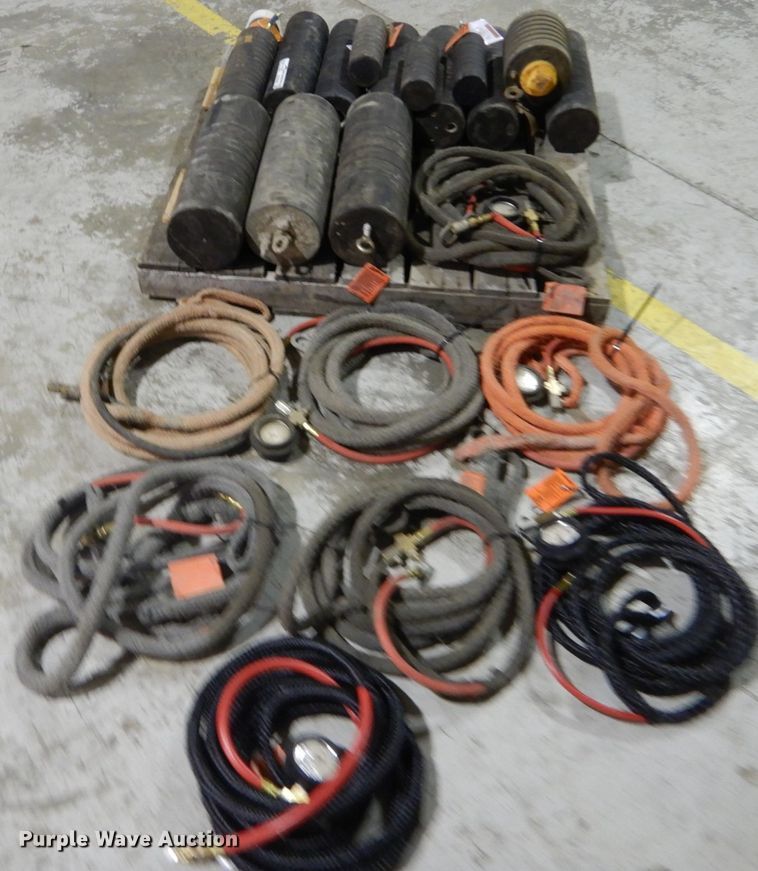 image for item GC9340 (14) air pipe plugs