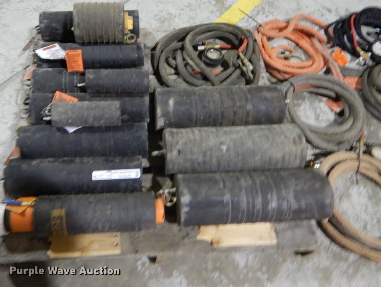 image for item GC9340 (14) air pipe plugs