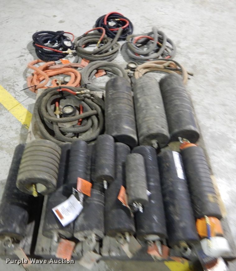 image for item GC9340 (14) air pipe plugs