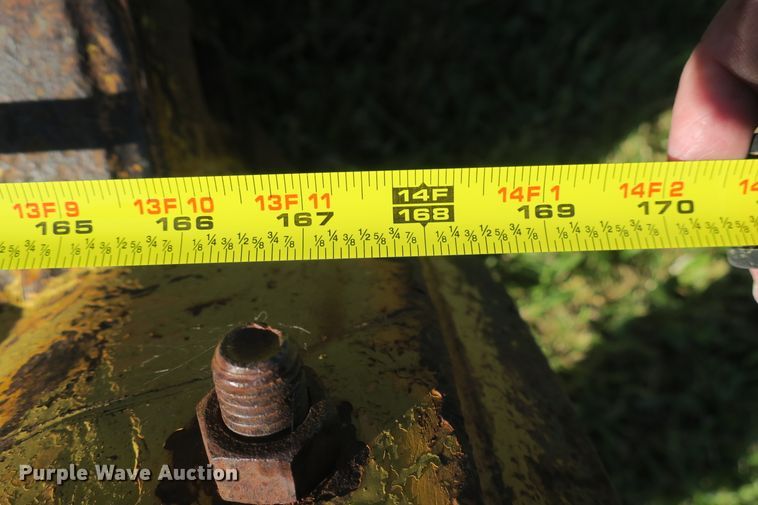 image for item DB10171 1976 John Deere 770 motor grader