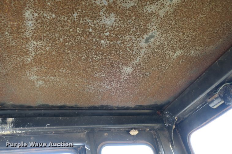 image for item DB10171 1976 John Deere 770 motor grader