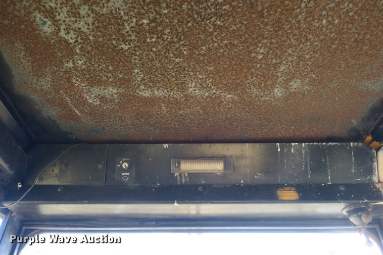 image for item DB10171 1976 John Deere 770 motor grader