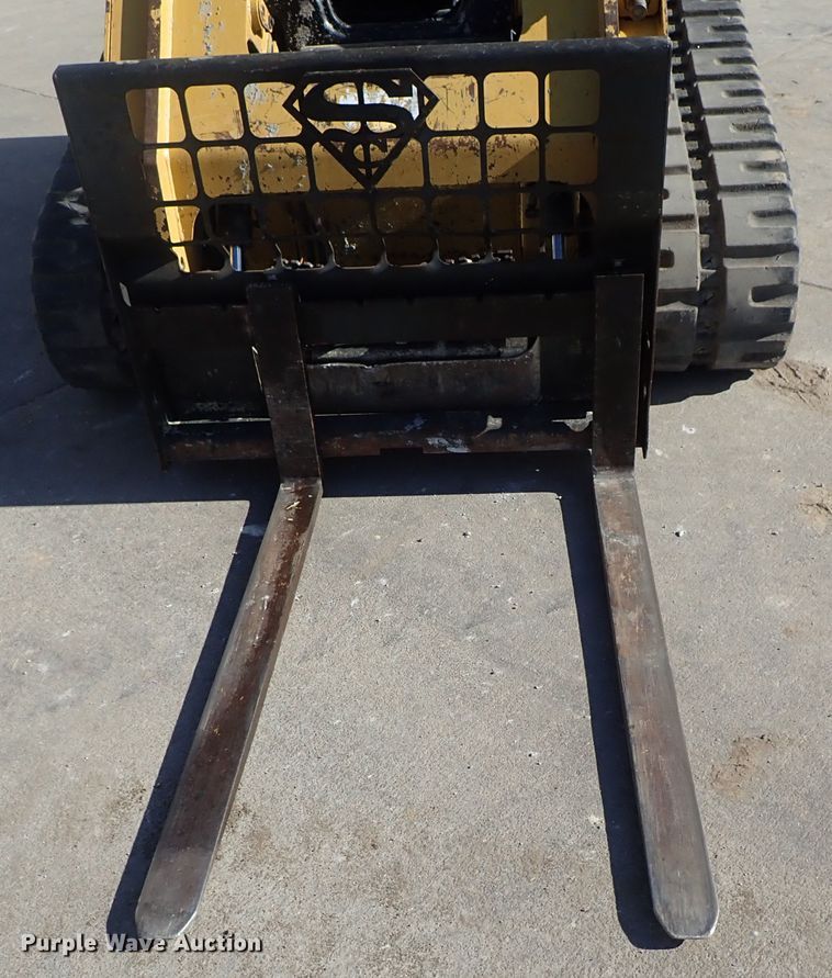 image for item DB7584 2015 Caterpillar 289D skid steer