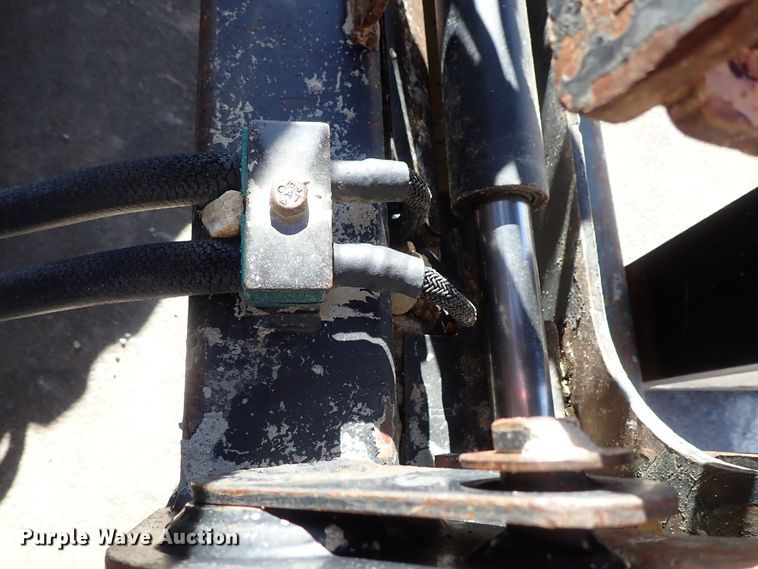 image for item DB7584 2015 Caterpillar 289D skid steer