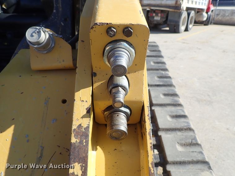 image for item DB7584 2015 Caterpillar 289D skid steer